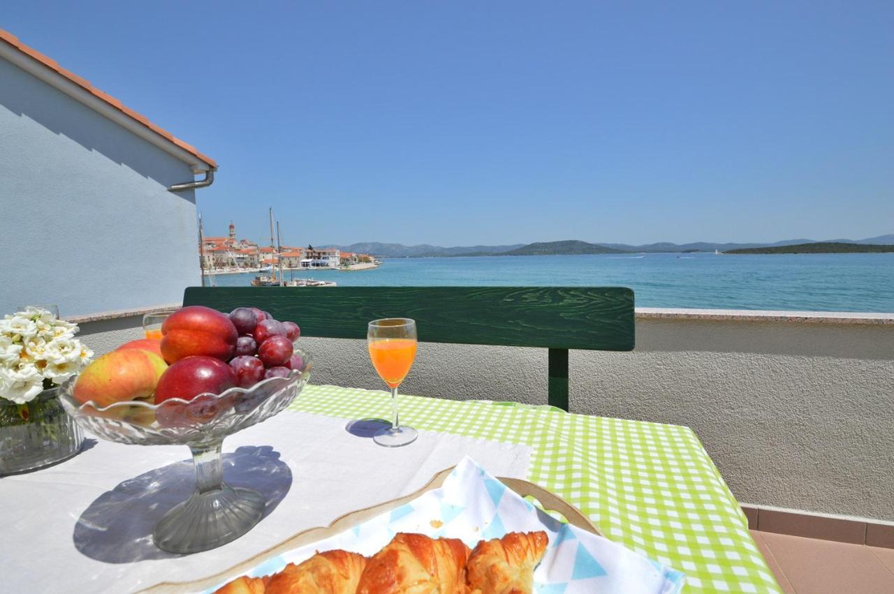 On The Sea Hotel Betina  Bagian luar foto